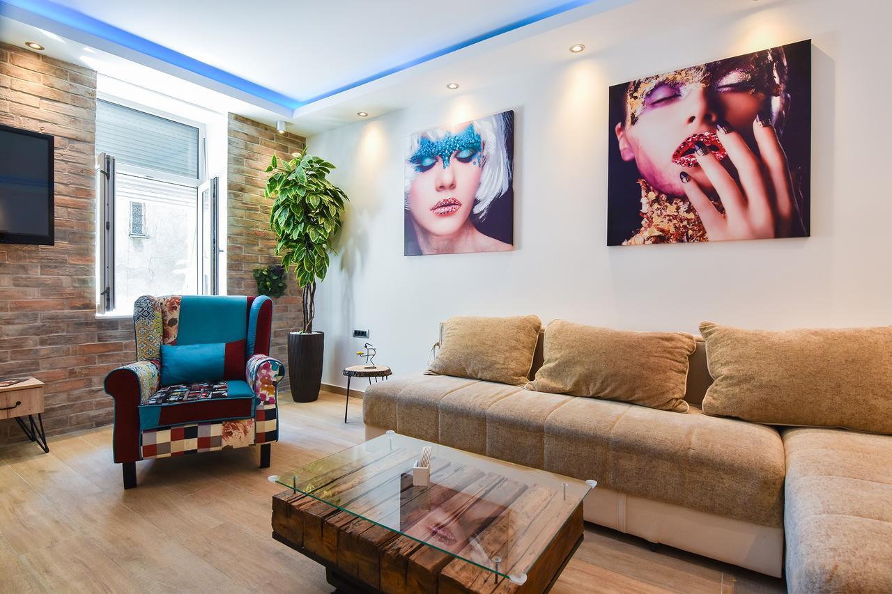 Cosmopolitan Apartment Belgrado Exterior foto